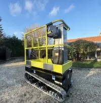 Voir la photo 3 de la nacelle Microlev 400